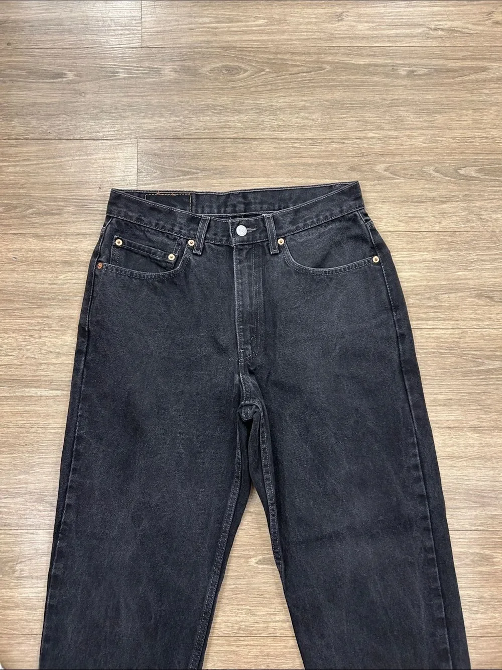 Levi's 550 Relaxed Straight Jeans in Black Denim 33 x 28